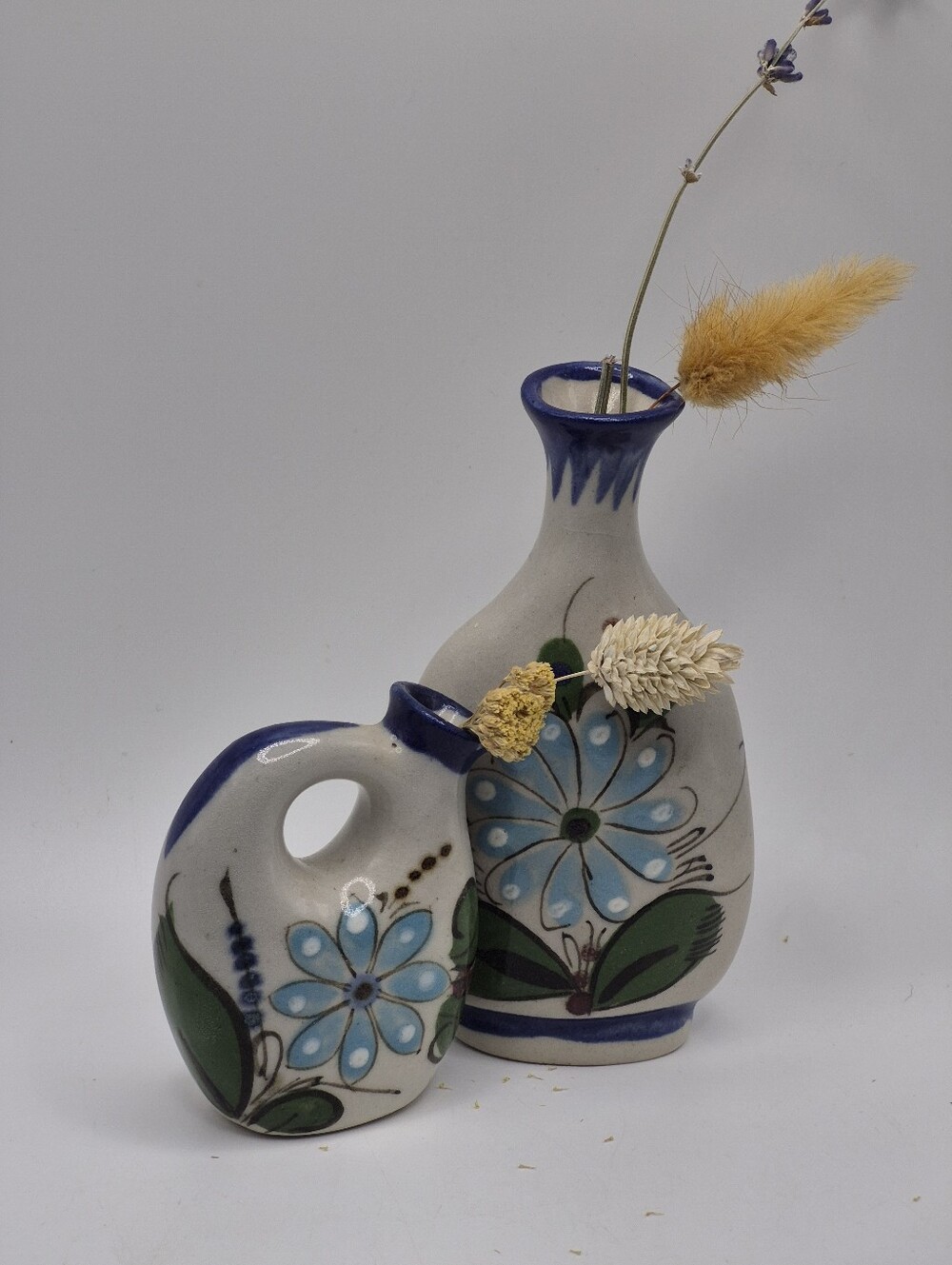 Mexico Artisans REY SIGNED Hand-Painted Blue Bird & Flower Ceramic Mini Vases 2 - Picture 9 of 9